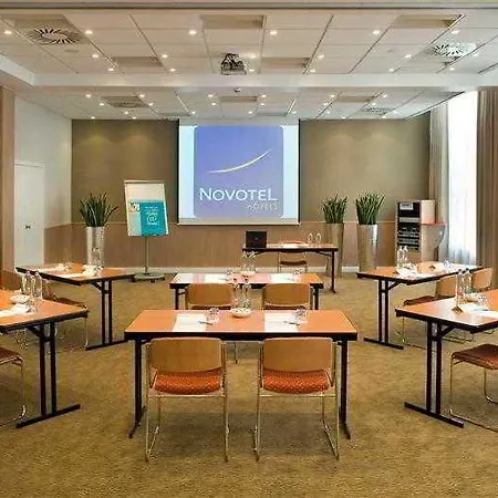 Hotel Novotel Centrum 3*