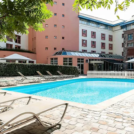 Hotel Novotel Centrum 3*