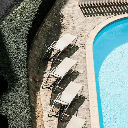 Hotel Novotel Centrum 3*