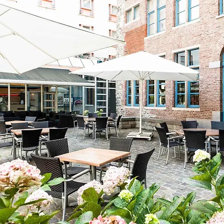 Novotel Centrum 3*