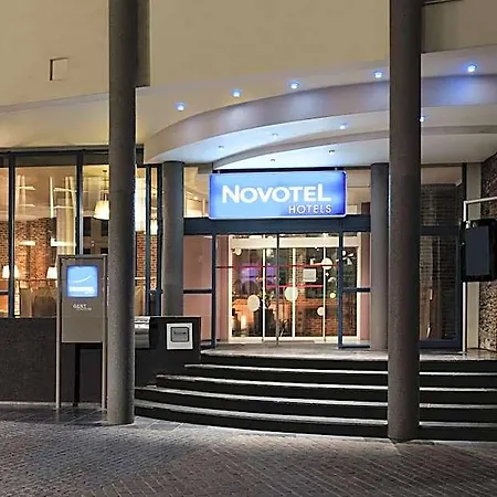 Novotel Centrum Hotel 3*