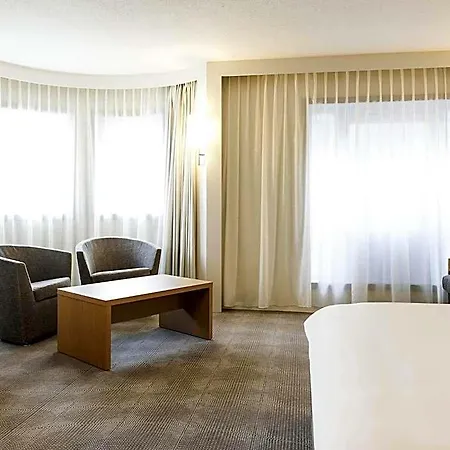 Novotel Centrum 3*