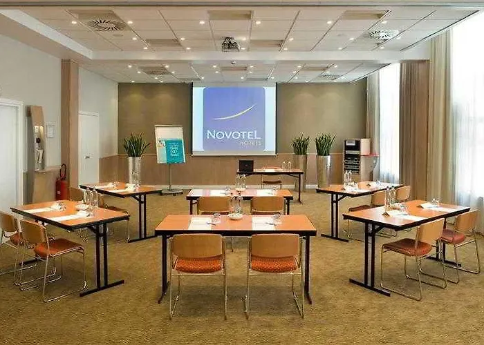 Hotel Novotel Centrum 3*