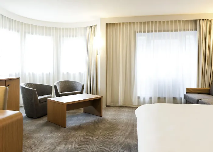 Novotel Centrum Hotel 3*