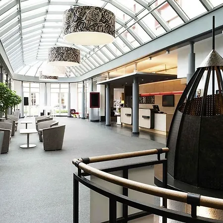 Novotel Centrum מלון