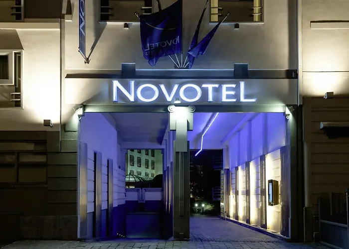 Novotel Centrum 3* Гент