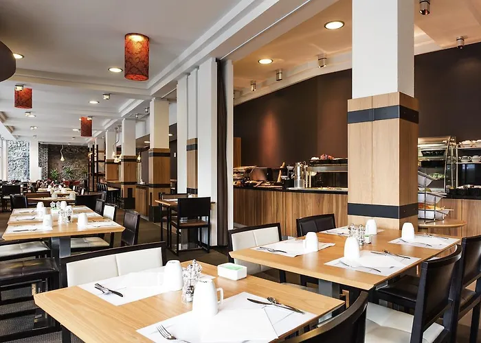 Novotel Centrum Отель 3*